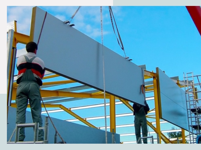 Монтаж сэндвич-панелей в Амурске от 620 руб.